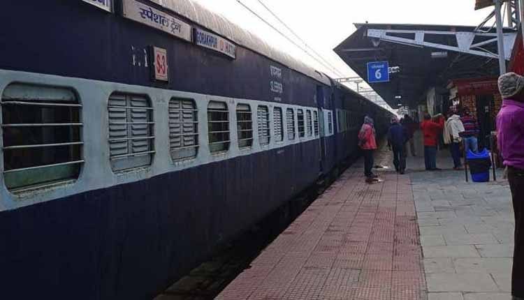 రైల్వే బాదుడు.. ఇక ప్లాట్ఫామ్ టికెట్ రూ.30