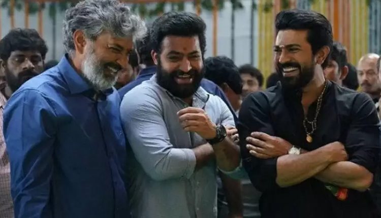 రామ్ చరణ్ కు రాజమౌళి అన్యాయం చేస్తున్నాడా..?