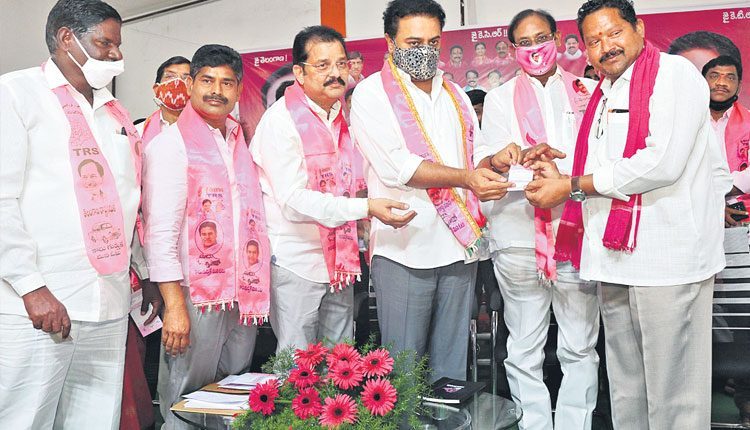 లక్ష దాటిన సభ్యత్వాలు