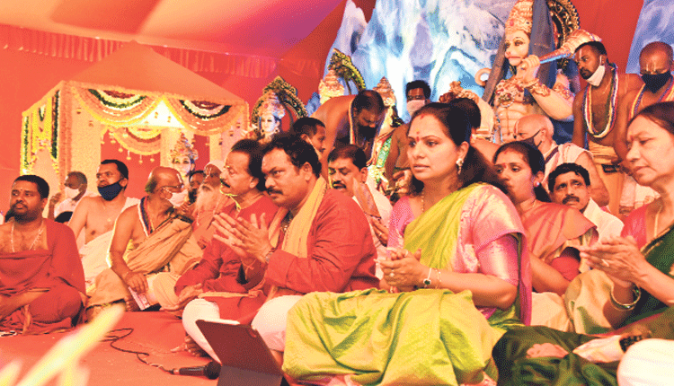 శాంతి కోసమే అఖండ పారాయణం