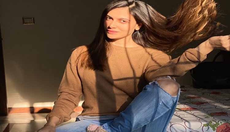 ట్విట‌ర్‌లో ట్రెండ్ అవుతున్న చినిగిన జీన్స్.. ఎందుకో తెలుసా?