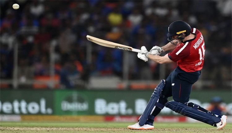 రెచ్చిపోయిన జేసన్‌ రాయ్‌..ఇంగ్లాండ్‌ 164