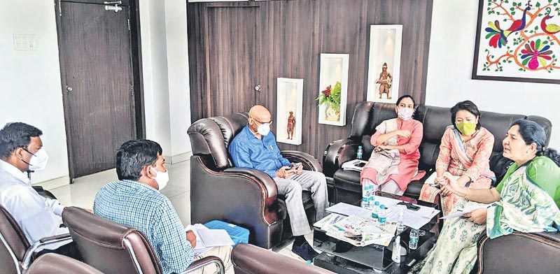 ఆదివాసీ బిడ్డలకు పక్కాగా ఆరోగ్యలక్ష్మి