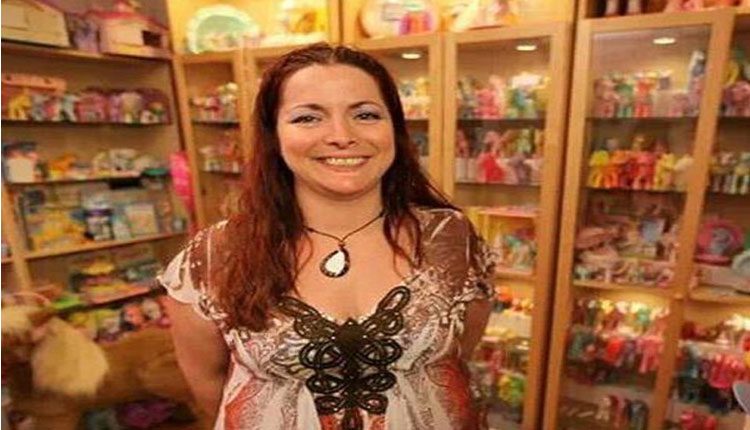 ‘ఆ మహిళ హాబీ రూ లక్షలు కురిపించింది’