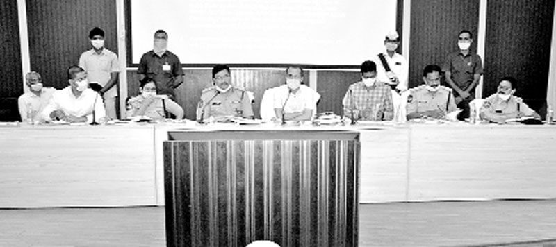 ఎన్నికల నియమావళిని ఉల్లంఘిస్తే కఠిన చర్యలు