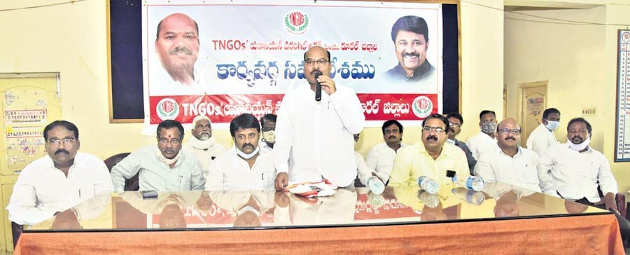 మాట నిలుపుకొన్న ఏకైక సీఎం కేసీఆర్‌