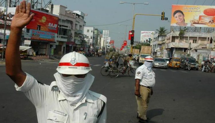 ఉపరాష్ట్రపతి పర్యటన.. నగరంలో ట్రాఫిక్‌ ఆంక్షలు