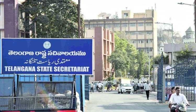 ప్రభుత్వ ఉద్యోగుల వయోపరిమితి పెంపు ఉత్తర్వులు జారీ