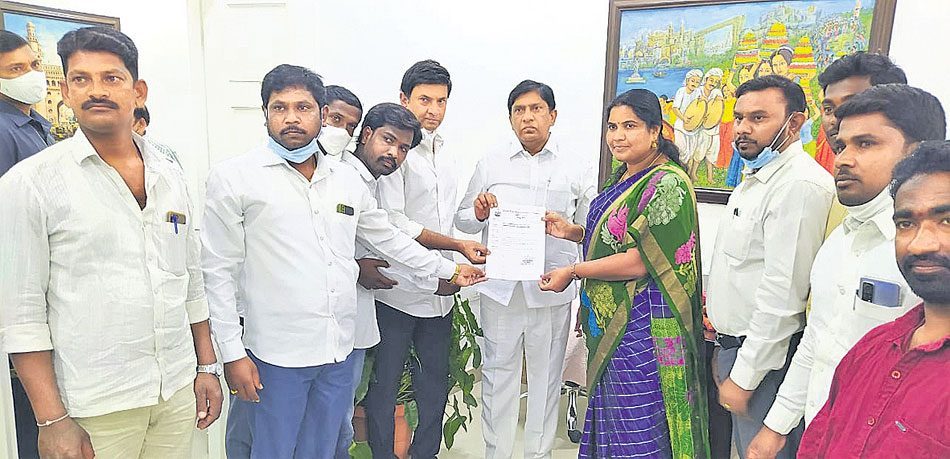 వడ్డెరలను ఎస్టీలో జాబితాలో కలపండి