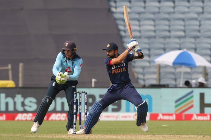 వన్డేల్లో 61వ అర్ధశతకం నమోదు చేసిన కోహ్లీ