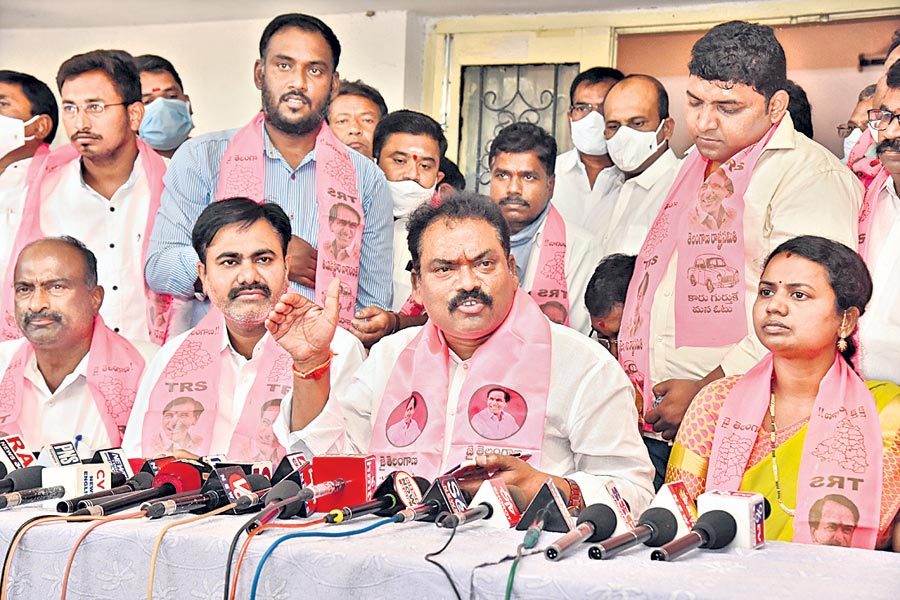 తీరు మారకుంటే తరిమికొడుతరు