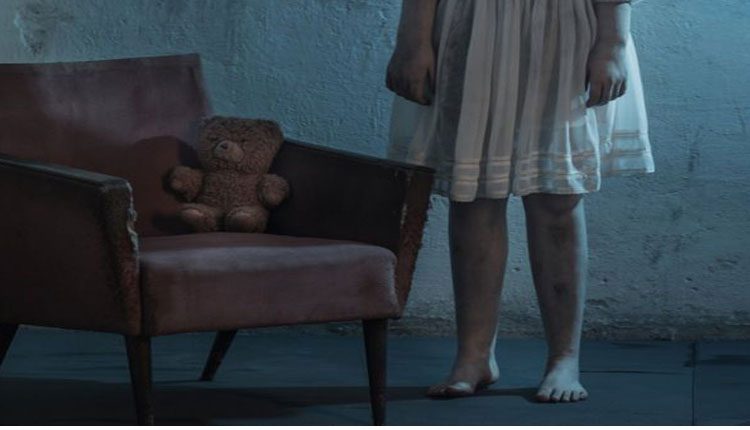 దారుణం : కంటికి రెప్పలా కాపాడాల్సిన తాత, మామ కాటేశారు..