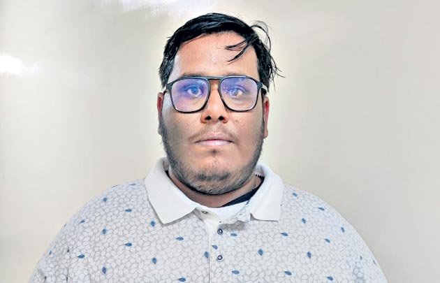 ఉద్యోగాల పేరుతో మోసం