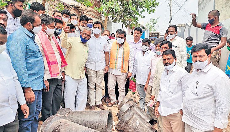 దాహార్తిని తీరుస్తాం
