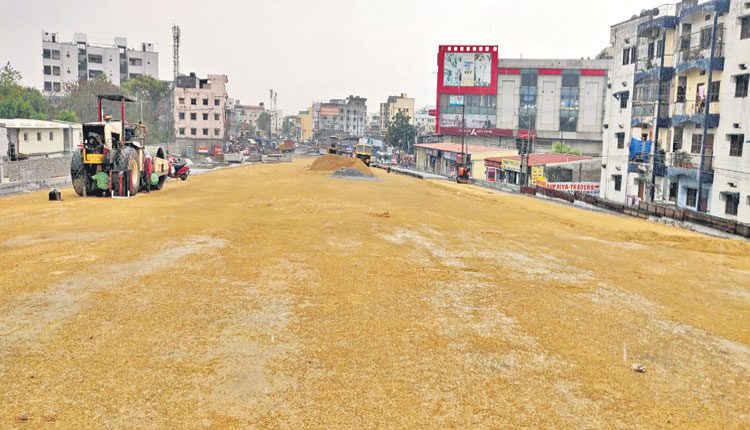 చకచకా ఫ్లైఓవర్ పనులు