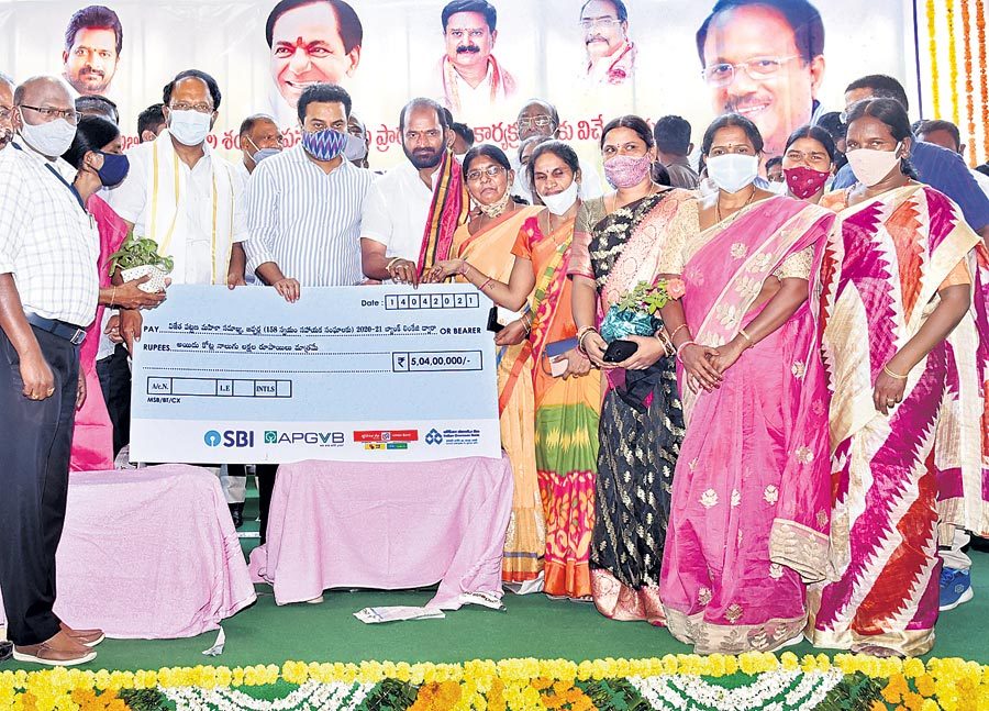 త్వరలో కొత్త కార్డులు
