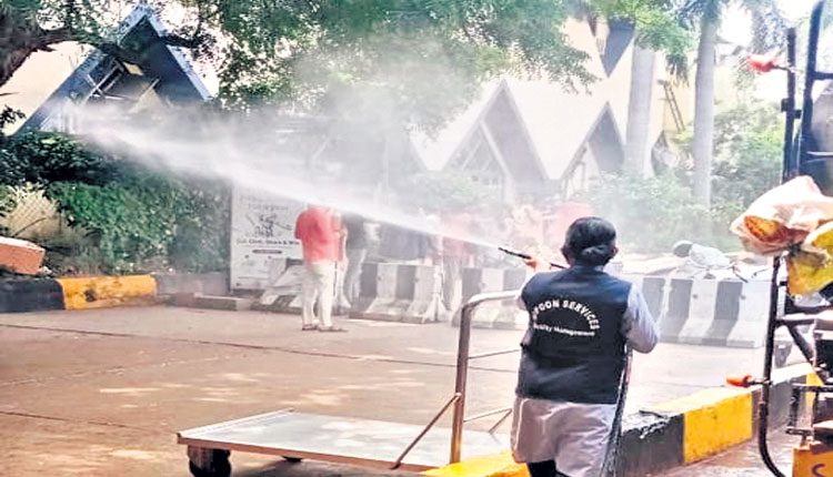 ఎంజీబీఎస్‌లో కరోనా కట్టడికి చర్యలు