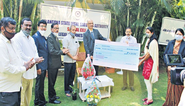 కార్మికులకు అండగా తెలంగాణ ప్రభుత్వం