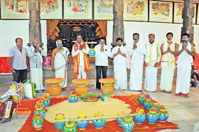 రామయ్యపెండ్లికి గోటి తలంబ్రాలు సిద్ధం