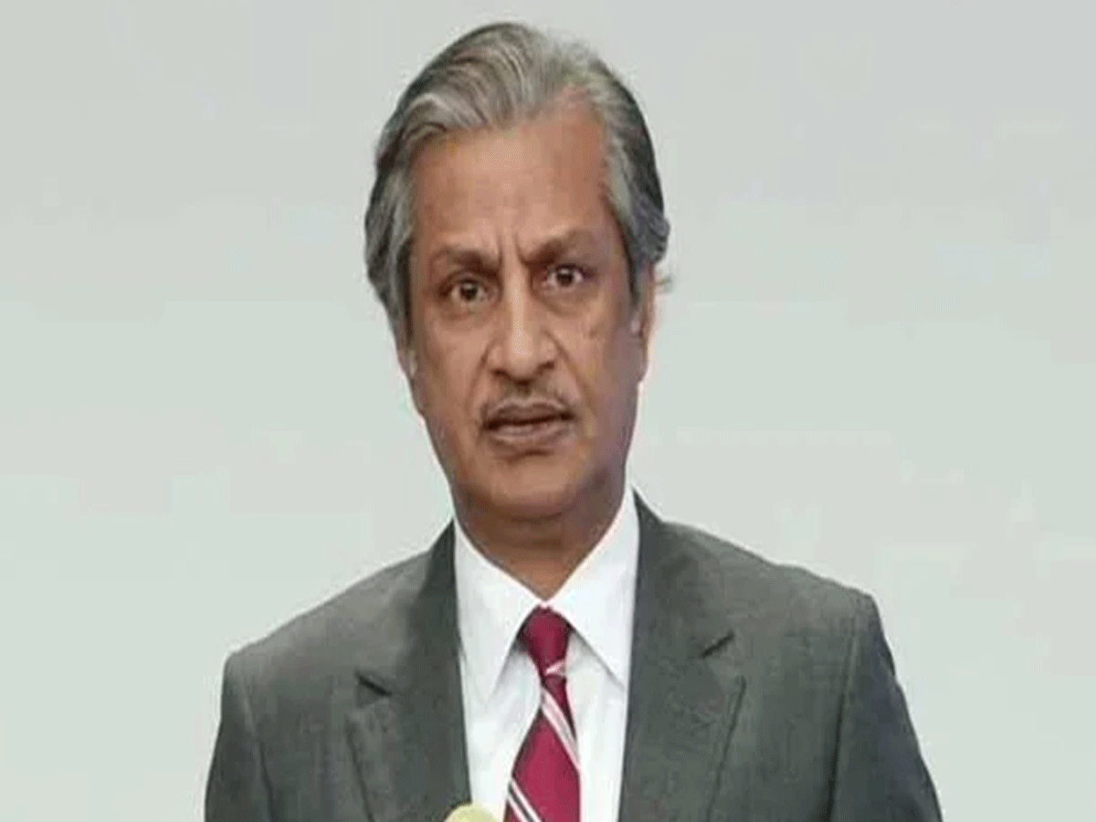 పాకిస్తాన్‌లో సీనియ‌ర్ జ‌ర్న‌లిస్టుపై కాల్పులు