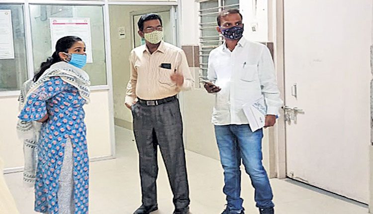 ఐసొలేషన్‌ సెంటర్‌లో అన్ని ఏర్పాట్లు చేయండి