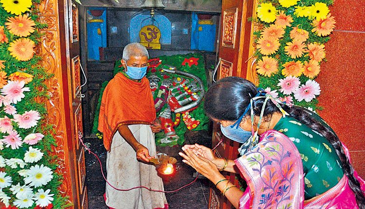 నిరాడంబరంగా హనుమాన్‌ జయంతి