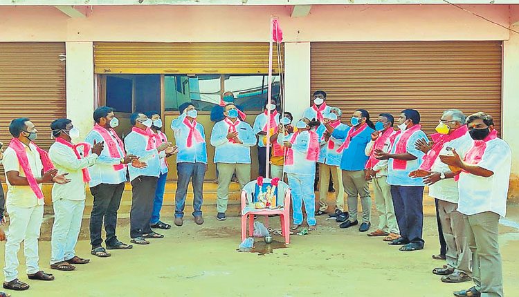 ఉద్యమ లక్ష్యాలను సాధించే దిశగా ప్రభుత్వం కృషి