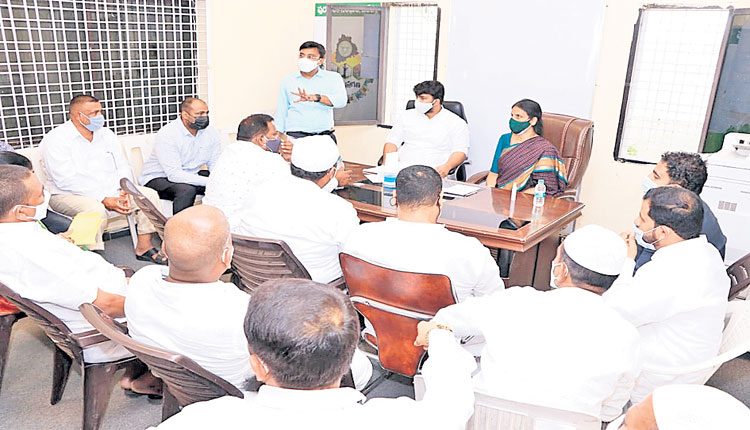 అదనపు కొవిడ్‌ కేంద్రాలు: మంత్రి సబితాఇంద్రారెడ్డి