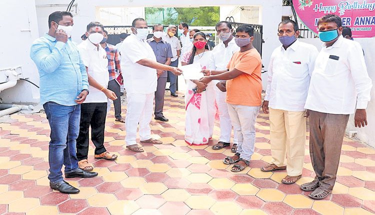 పేదల సంజీవని సీఎం సహాయ నిధి