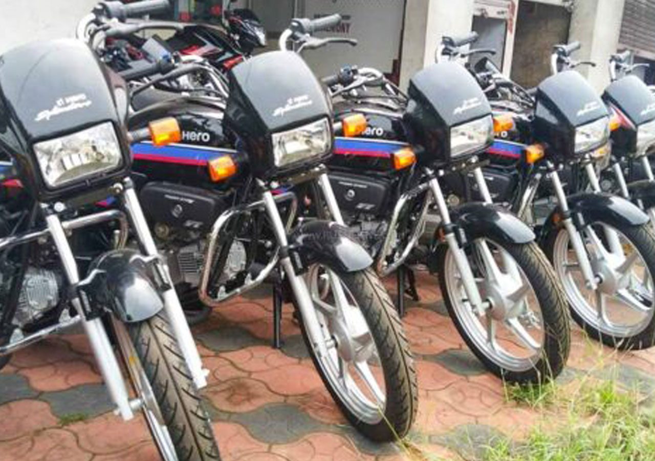 కరోనా+పెట్రో రేట్లు.. టూ వీలర్స్ సేల్స్ డౌన్..