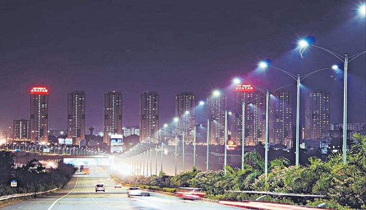 ఔటర్‌…ఔరా అనేలా