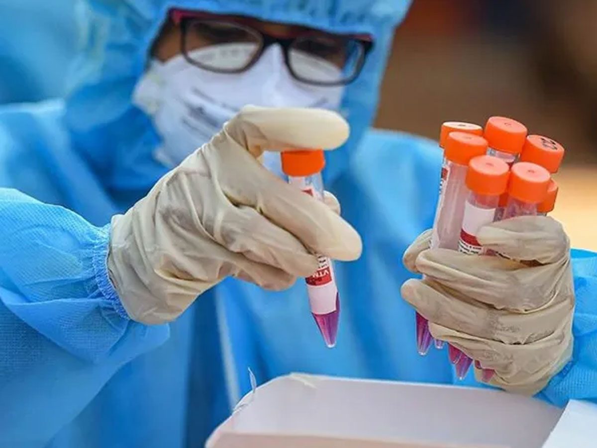 నిత్యం 3 లక్షల రెమ్‌డెసివిర్‌డోసుల ఉత్పత్తి : మన్సుఖ్‌మాండవియ