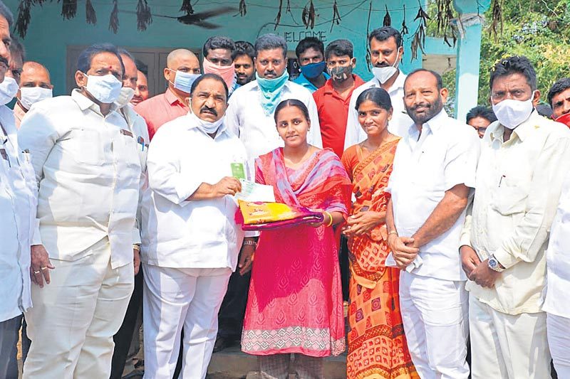 తెలంగాణ పథకాలు దేశానికే ఆదర్శం