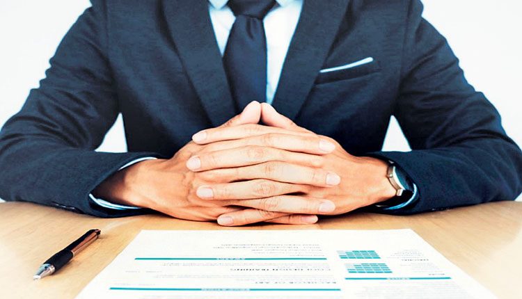 బ్యాక్‌డోర్‌ను నమ్ముకున్నారు.. 2.08 కోట్లు చెల్లించారు