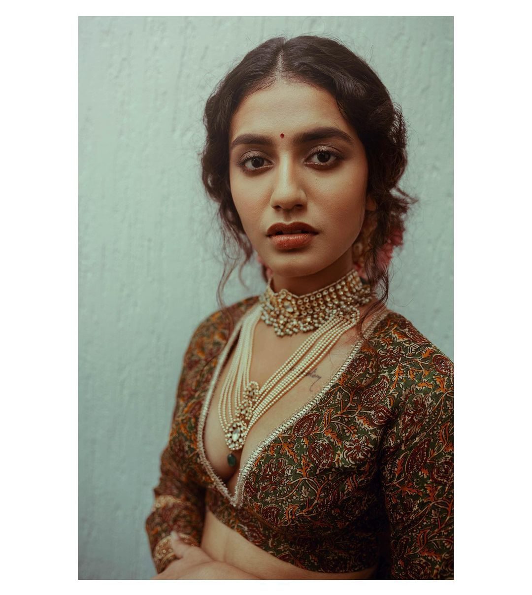 Priya  Varrier : ప్రియా.. ప్రియా.. చంపొద్దే…