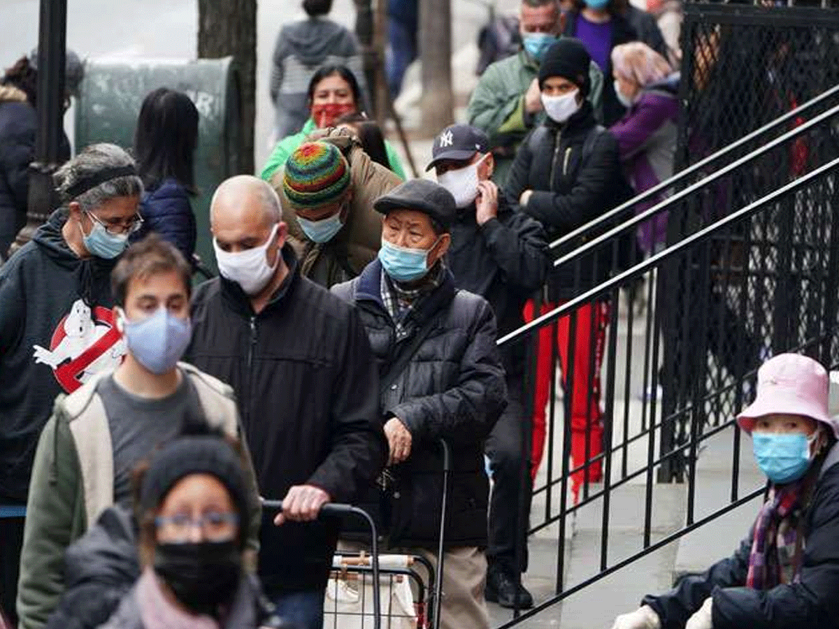 వ్యాక్సిన్ తీసుకున్న అమెరికన్లకు శుభవార్త‌.. ఇక మాస్కులు లేకుండా తిర‌గొచ్చు