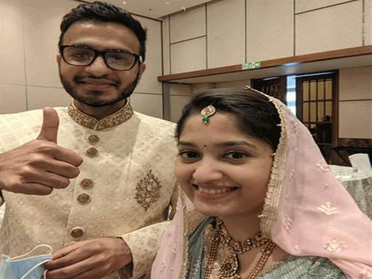 వెరీ సింపుల్ మ్యారేజీకి వీరే ఉదాహ‌ర‌ణ..!