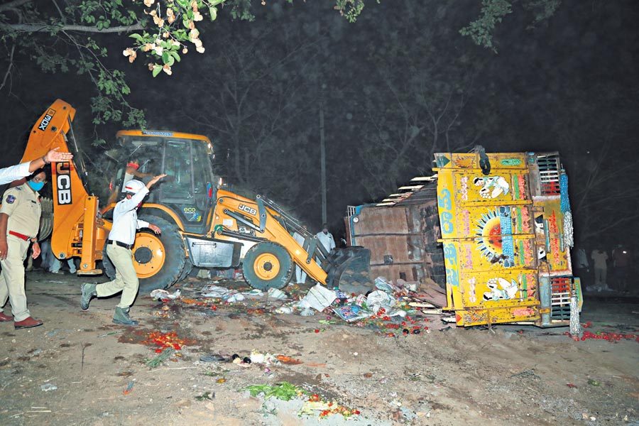 చితికిన బతుకులు