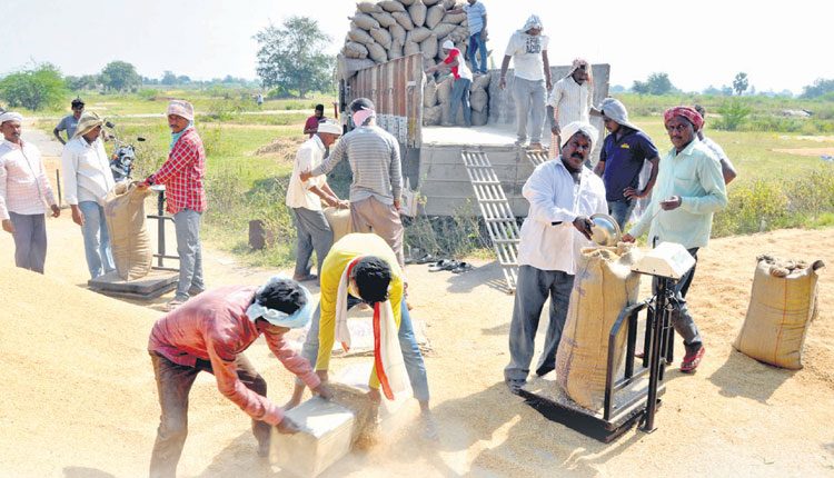 రైతన్నకు దన్ను