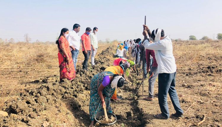 ‘ఉపాధి’ జోరు