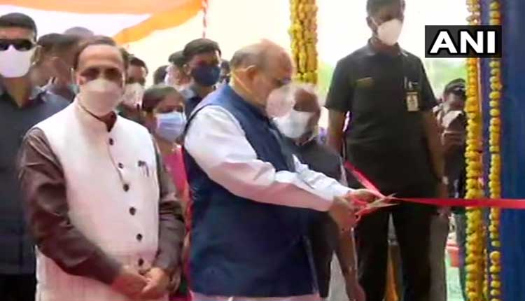 ఆక్సిజ‌న్ ప్లాంట్‌ను ప్రారంభించిన కేంద్ర హోంమంత్రి