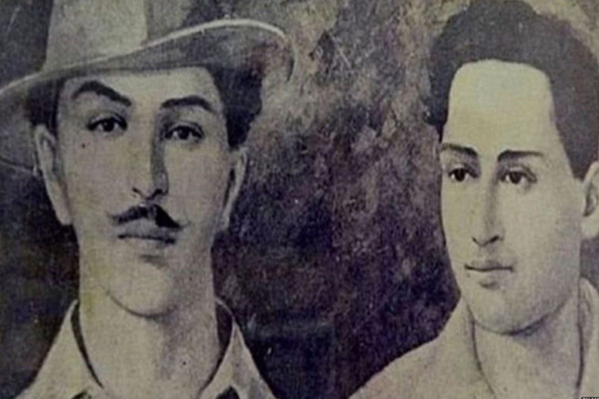 బ్రిటిష్‌ అసెంబ్లీలో బాంబులు వేసిన భగత్‌సింగ్‌, బటుకేశ్వర్‌.. చరిత్రలో ఈరోజు