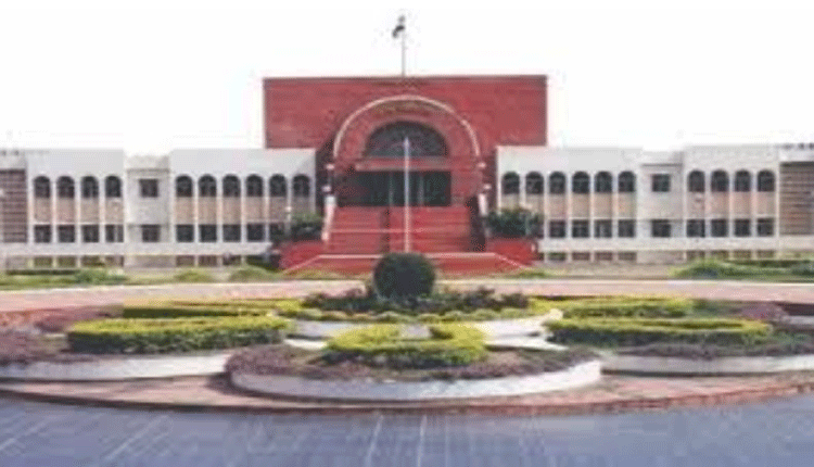 ఆక్సిజన్ స‌మ‌స్య‌ను సుమోటోగా స్వీక‌రించిన ఔరంగాబాద్ ధ‌ర్మాస‌నం