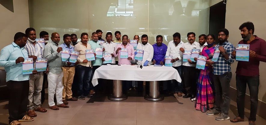 రిజర్వేషన్ల జోలికి వస్తే ఊరుకోం