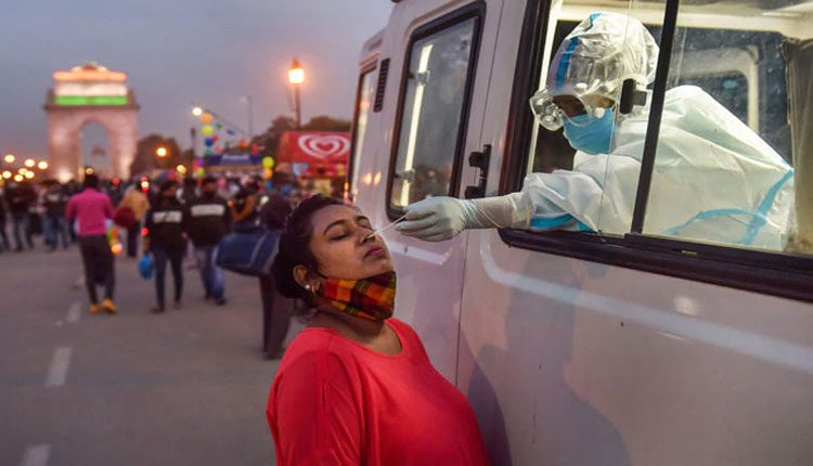 ఢిల్లీలో తొలిసారి పది వేలకుపైగా కరోనా కేసులు