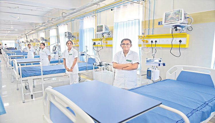 ఆగం కావొద్దు.. ప్రభుత్వాసుపత్రుల్లో 67 శాతం బెడ్స్‌ లభ్యం..