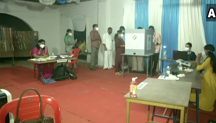 దేశంలో ఓట్ల పండుగ.. 475 నియోజకవర్గాలకు మొదలైన పోలింగ్‌