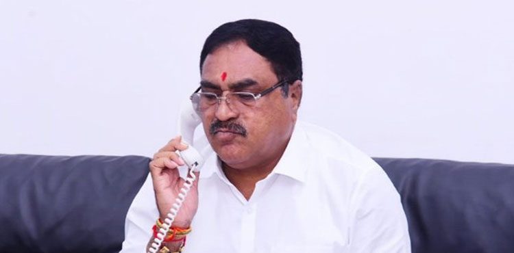 క‌రోనా బాధితుల‌ను కంటికి రెప్ప‌లా కాపాడుకుంటాను : మంత్రి ఎర్ర‌బెల్లి