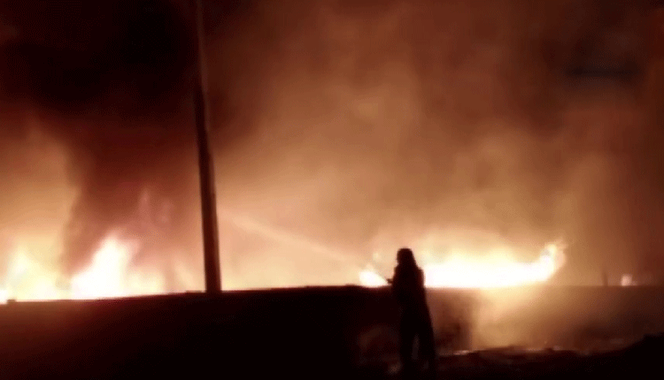 గురుగ్రామ్ మురికివాడ‌లో భారీ అగ్నిప్ర‌మాదం..