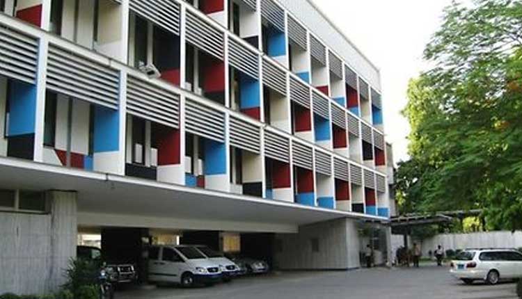 క‌రోనా ఎఫెక్ట్‌: సిబ్బందికి జ‌ర్మ‌న్ ఎంబ‌సీ కీల‌క సూచ‌న‌లు